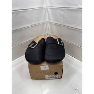 Coconuts by Matisse size 10 Black Cow Hair Leather Clogs W/Accent Buckle NIB